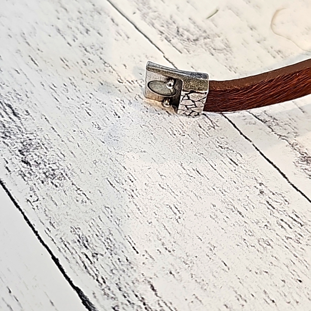 Handmade Cow Leather Indian Nickel Bracelet - Picture 5 of 7